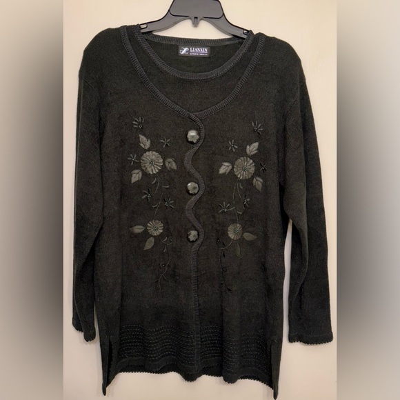 Elegant Vintage Dark Green Floral Women's Sweater - Picture 1 of 11